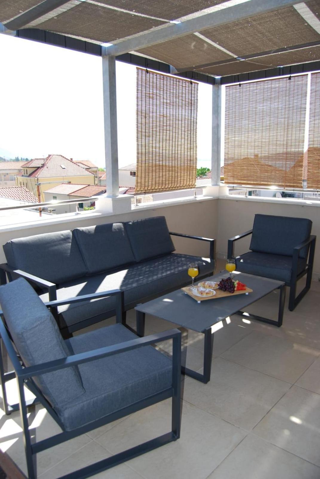 Stonehouse Apartment Dora Kaštela Extérieur photo